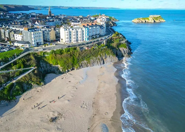 South Beach View - 2 Bedroom Apartment - Tenby